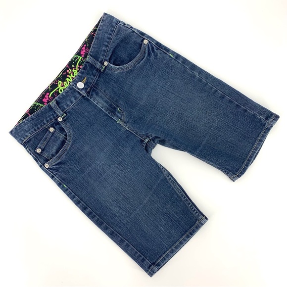 Levi's Girl's Faded Blue Denim Shorts with Embroidered Rainbow Back Pockets, 16 - Picture 2 of 16